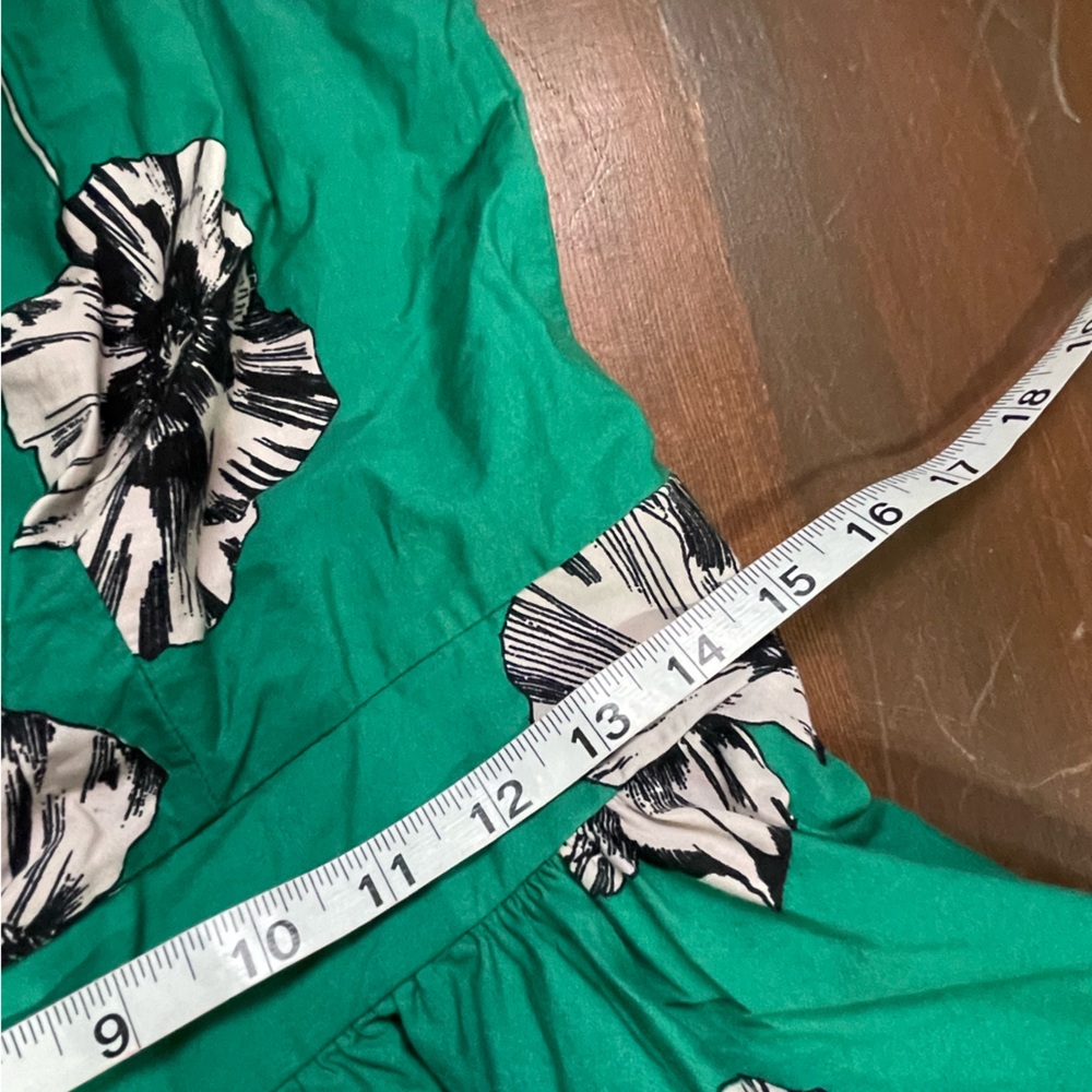 Dorothy Perkins floral fit and flare dress - Picture 6 of 7